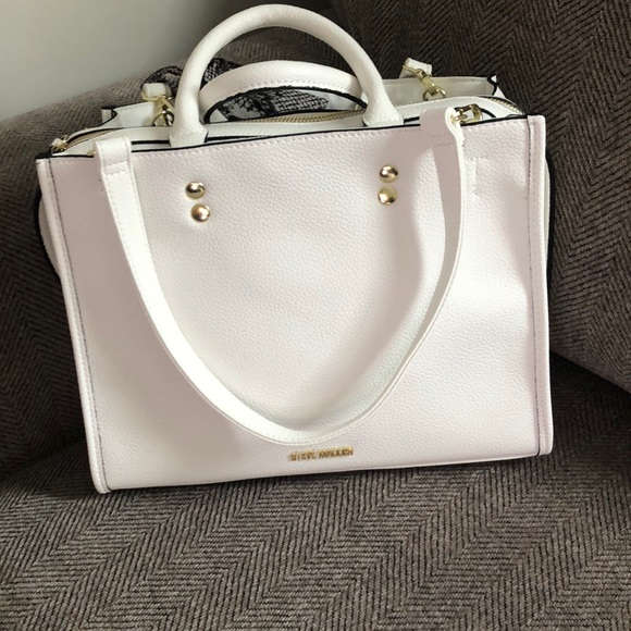 Steve Madden Handbags - Beautiful spring/ summer Steve Madden purse